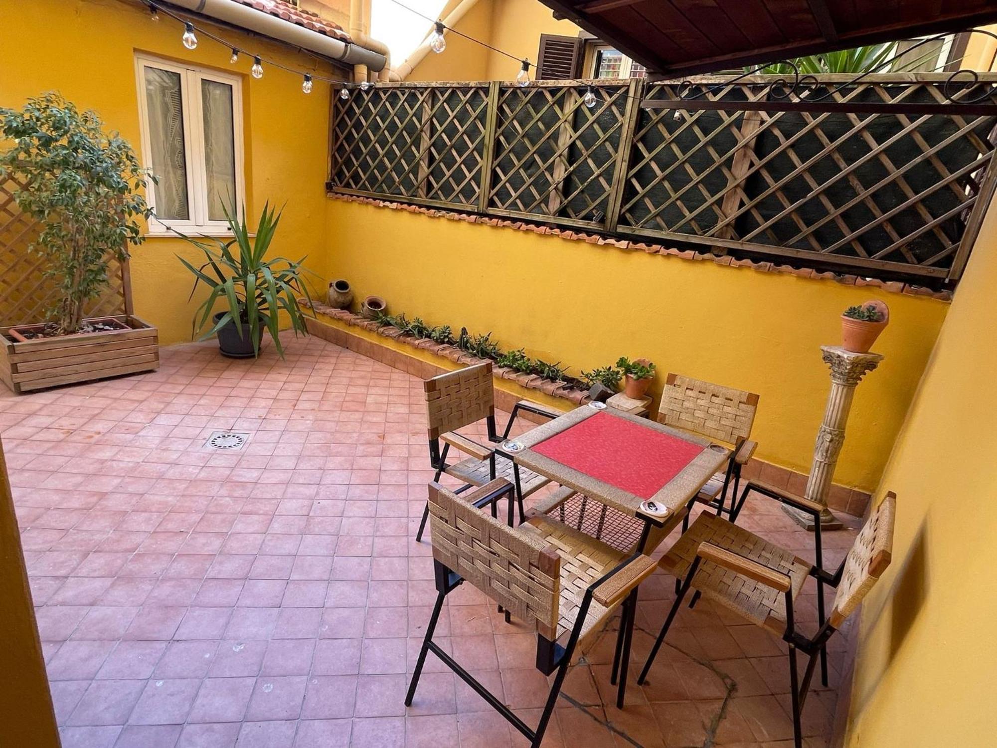 Oliviero - Colosseum View Apartment With Terrace Roma Esterno foto